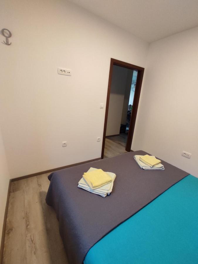 Apartment Ravnice Omiš Exterior foto