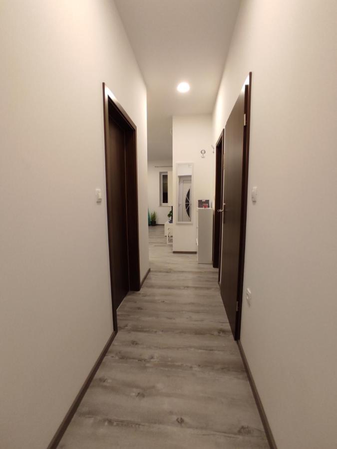 Apartment Ravnice Omiš Exterior foto